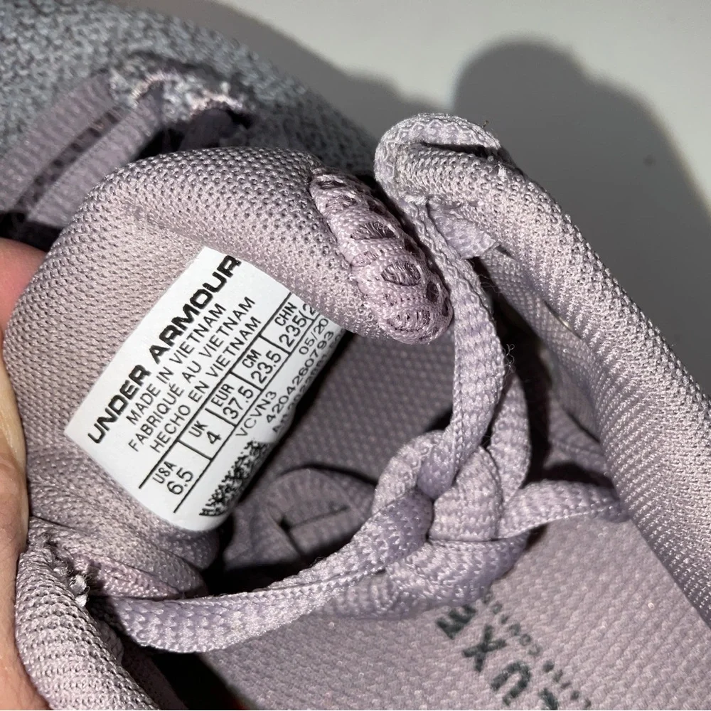 Under Armour excellent pre