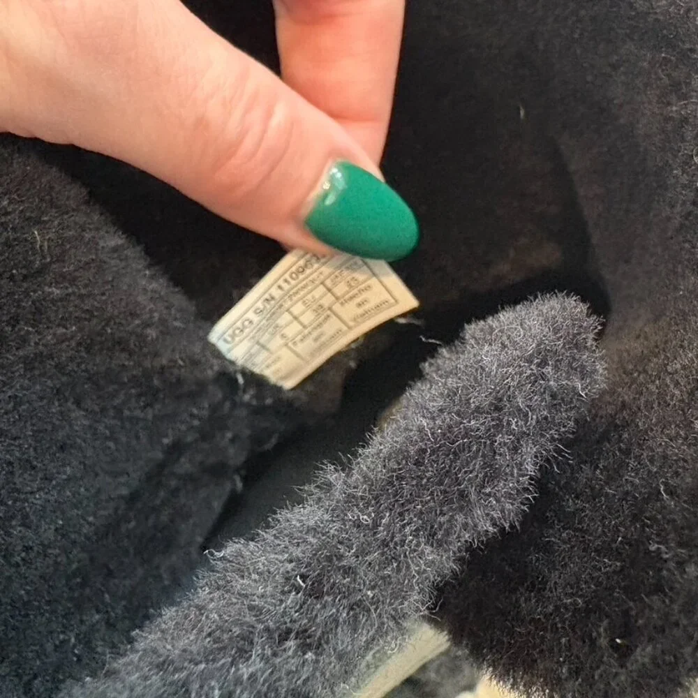 UGG product details