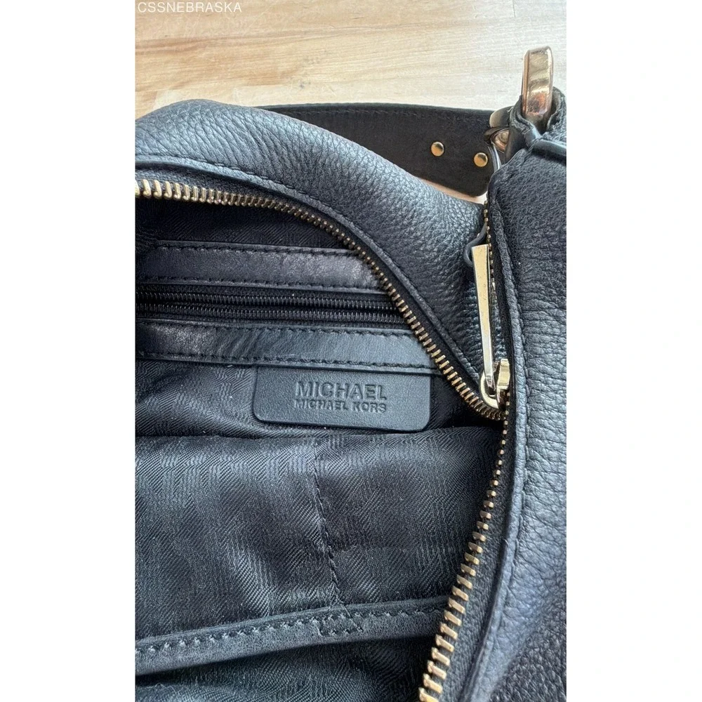 Michael Kors Black Pebbled Leather Hobo Shoulder Bag Gold Tone Ring Hardware