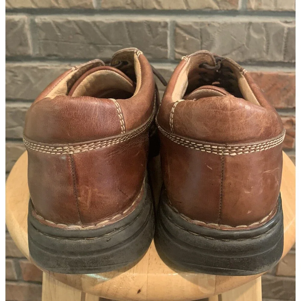 Born men’s brown