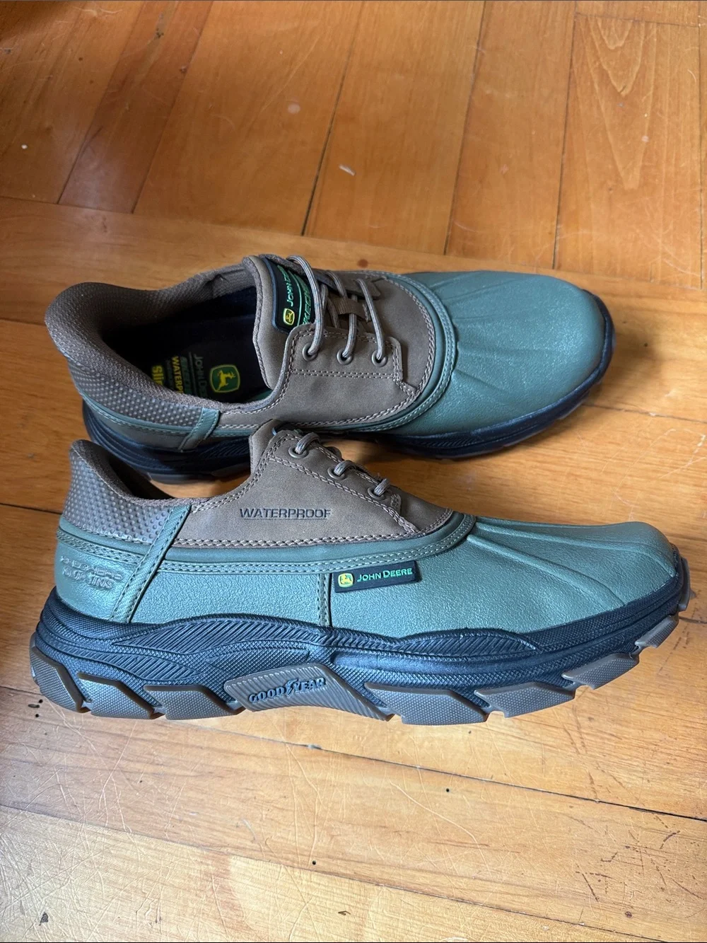 Skechers waterproof duck