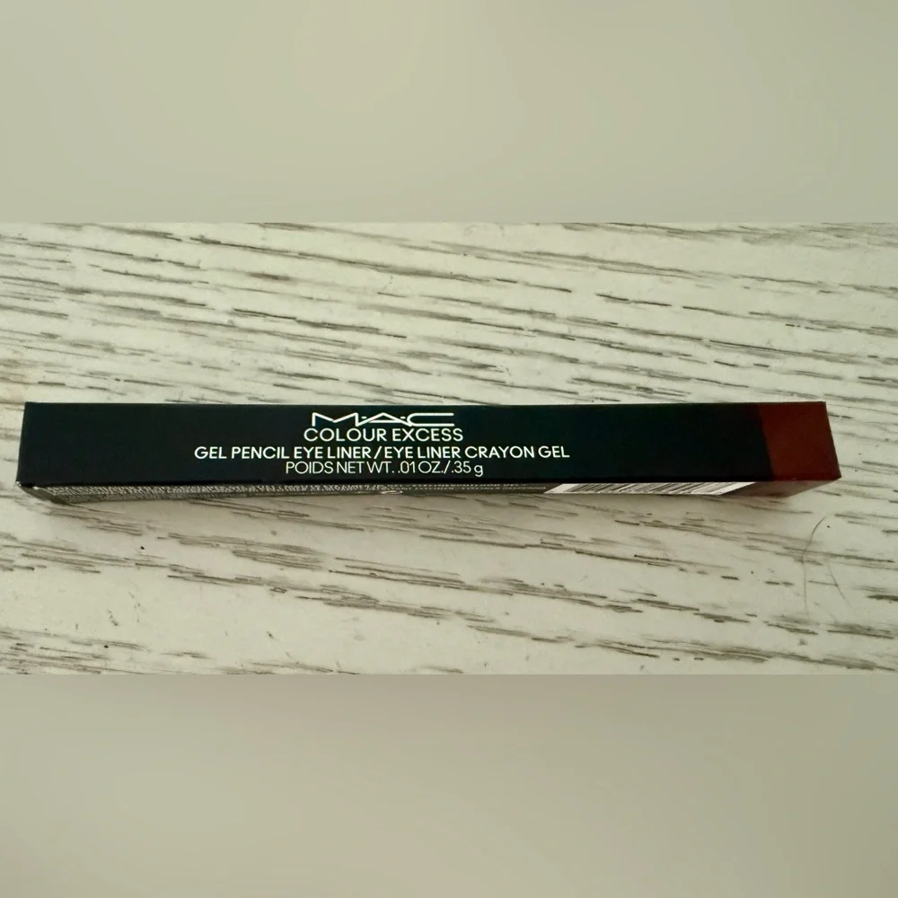 MAC Cosmetics precise mac