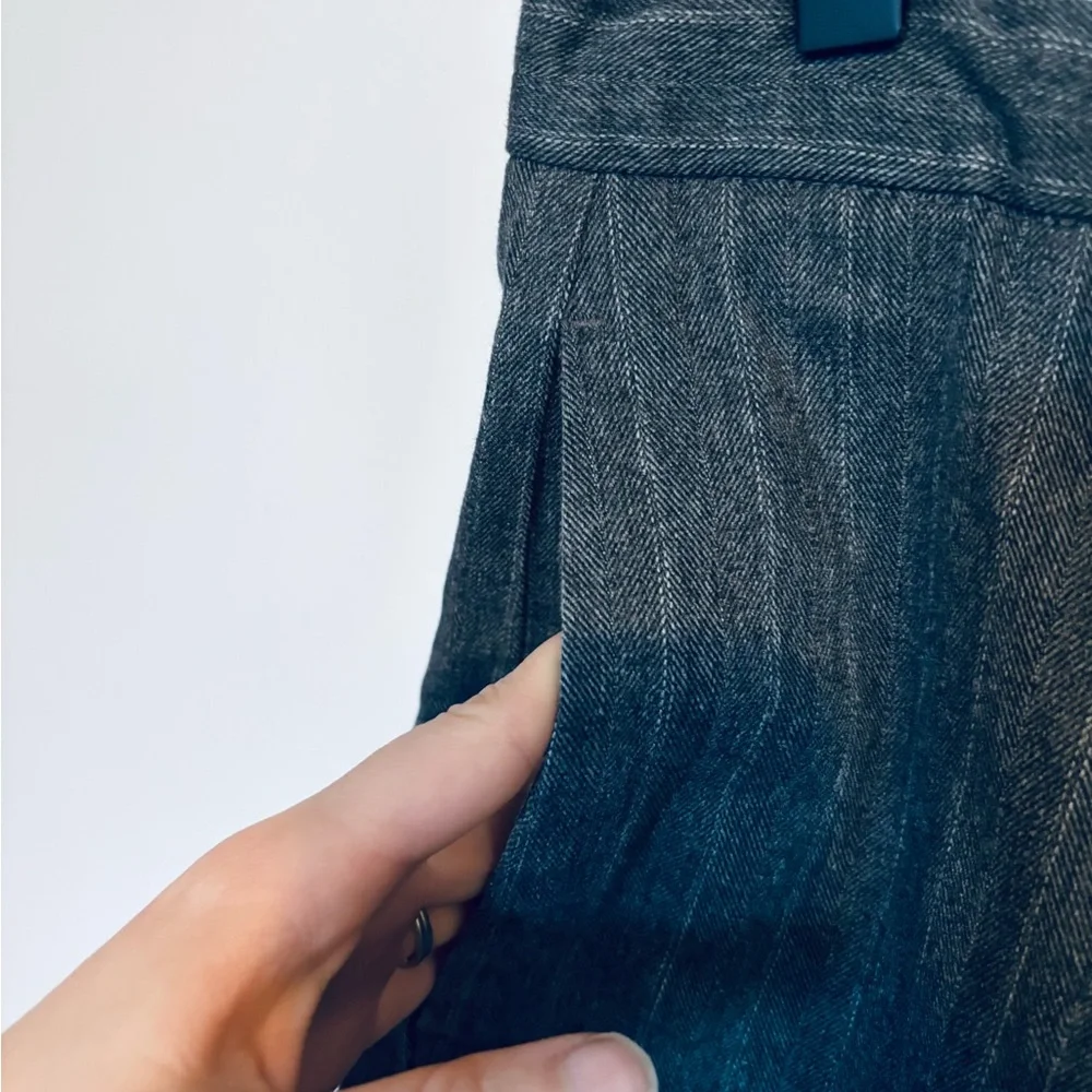 Gap grey striped trousers size 31x30