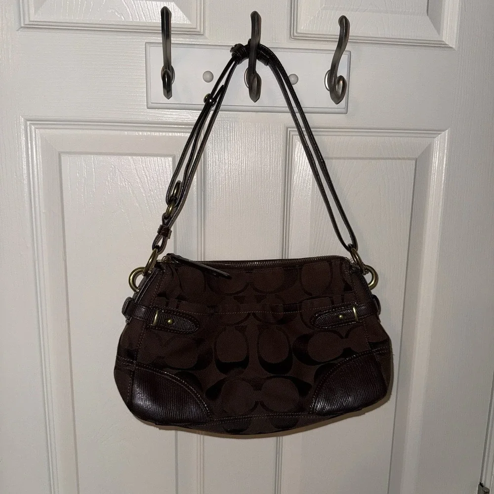 Coach shoulder bag