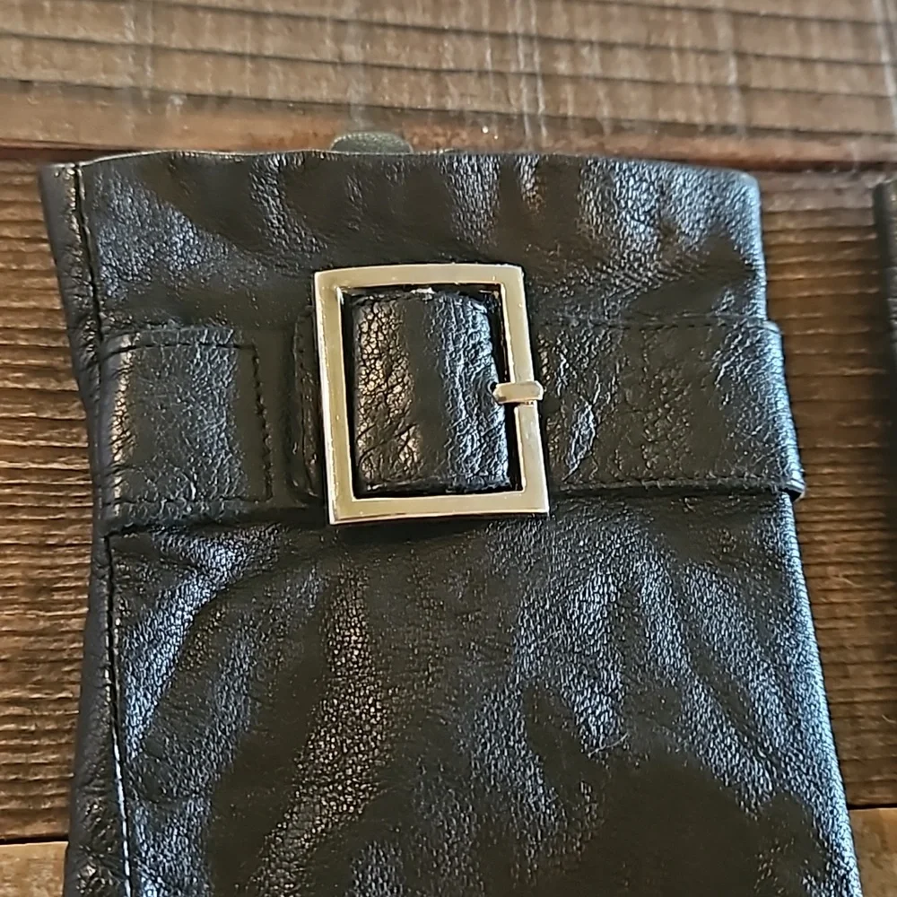 N/A black leather