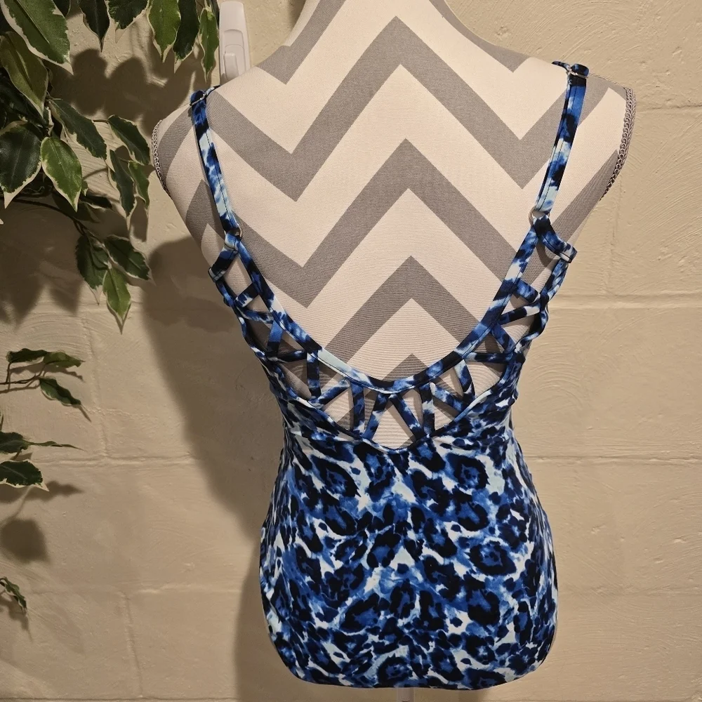 Magicsuit this blue