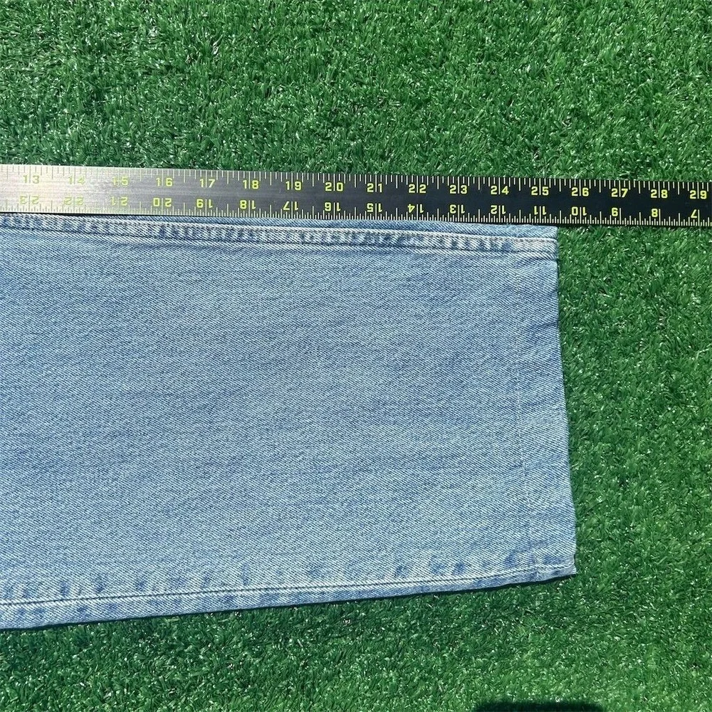 Levis these levi