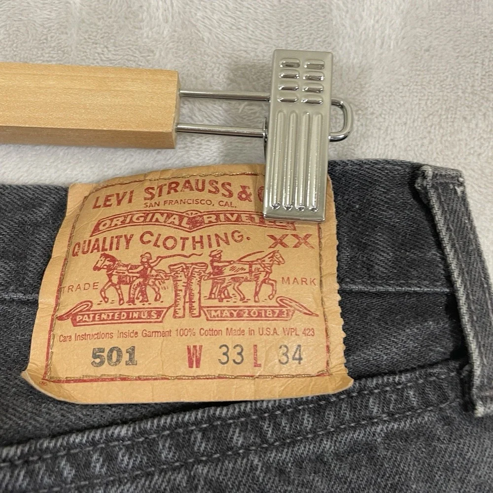 Levis item excellent