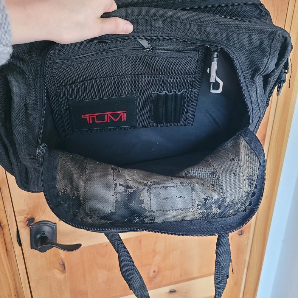 Tumi minimalist one