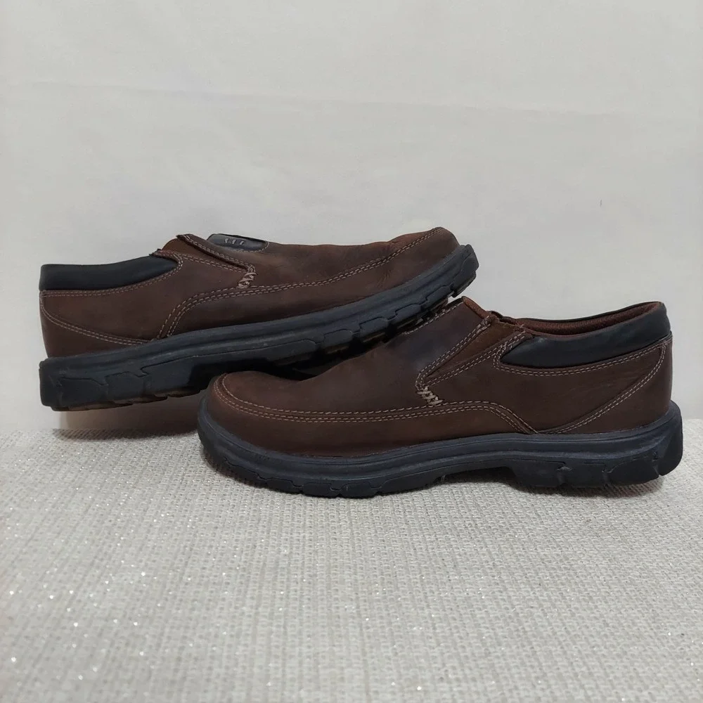 Skechers segment search