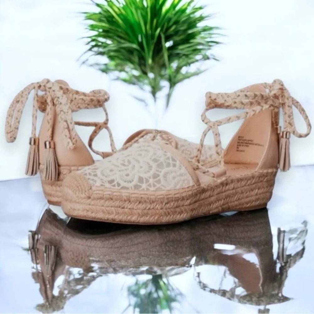 Nanette‎ Lepore Bitsy Cream and Gold Woven Platform Ankle Tie Espadrille