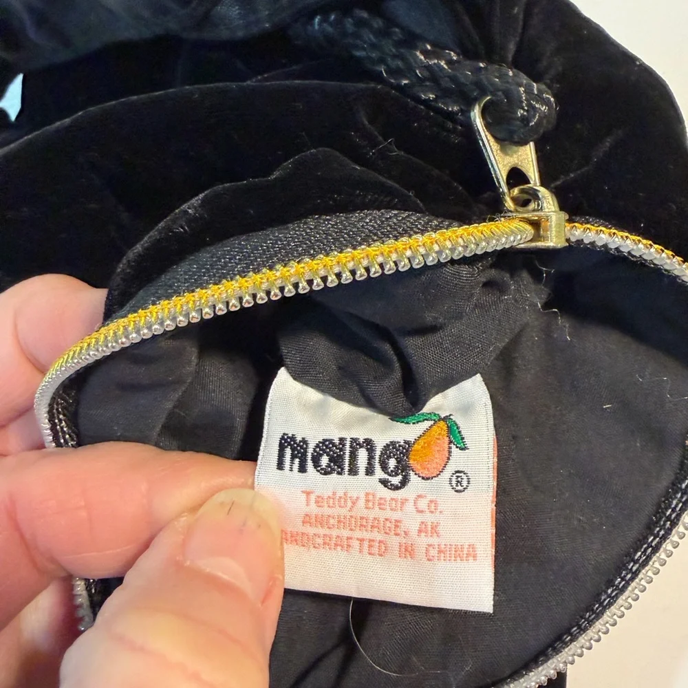 Mango preowned from
