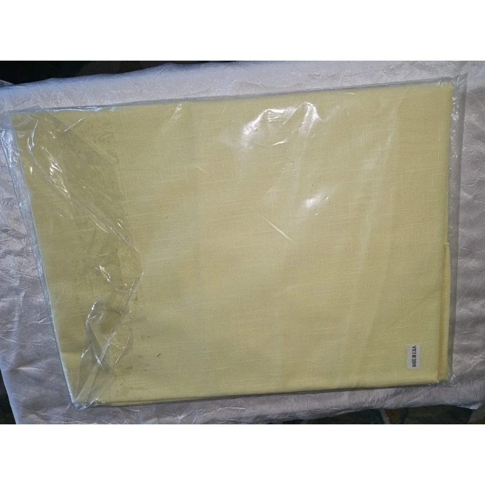 Regal Wear tablecloth no new