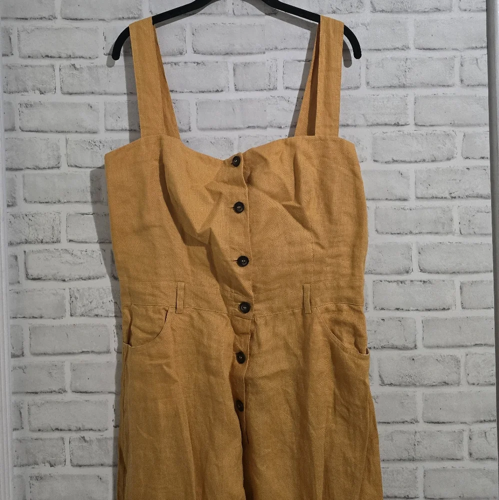 Reformation 100% linen