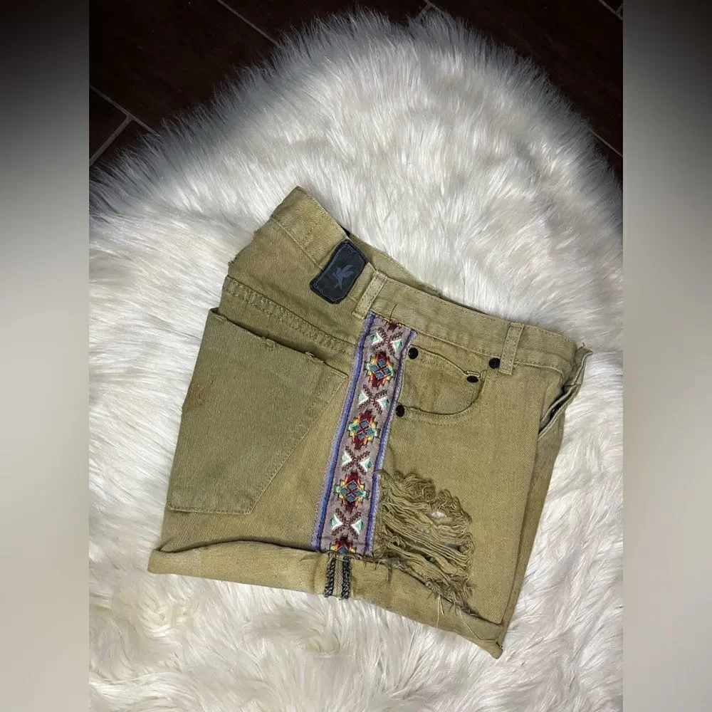 One Teaspoon olive green distressed Aztec striped side denim shorts sz 8/26
