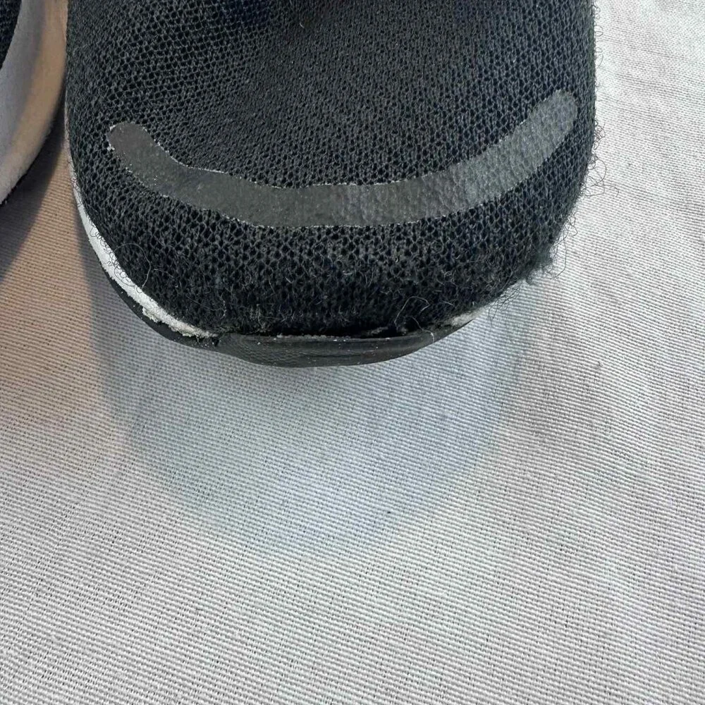 Nike lightweight breathable