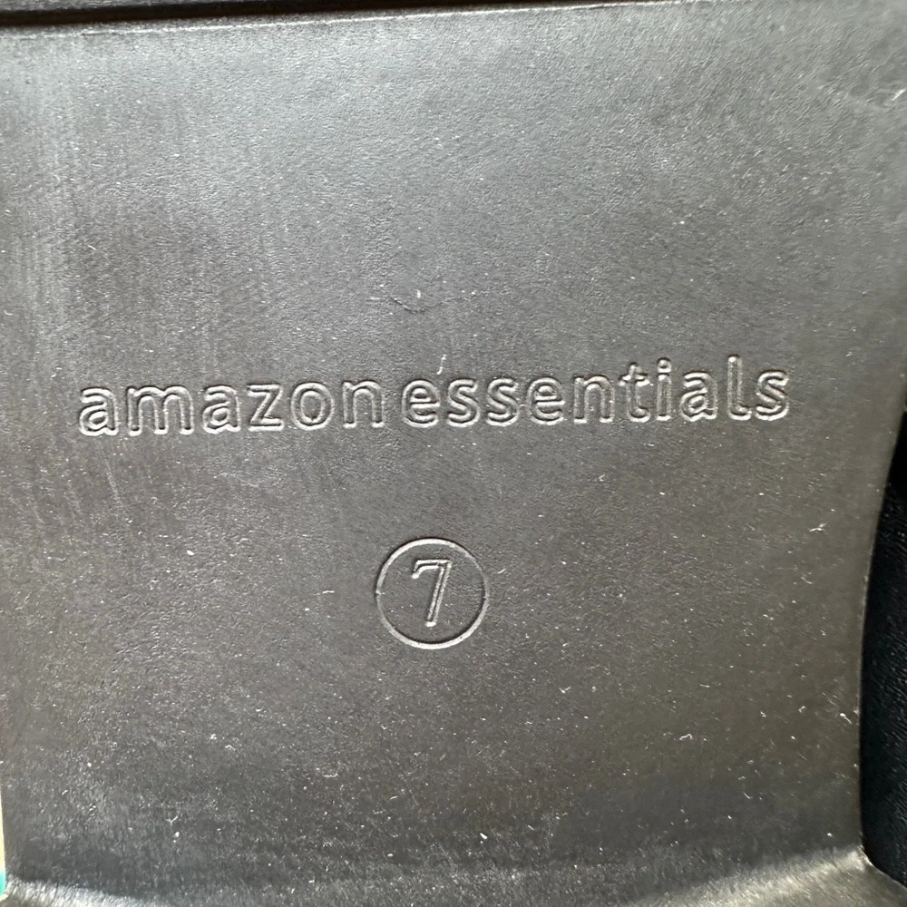 Amazon Essentials free size same