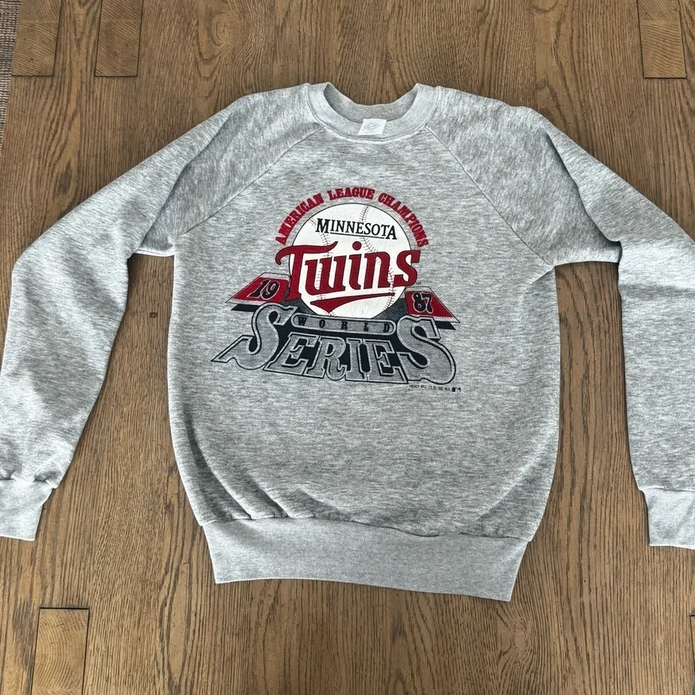 Vintage 1987 Minnesota Twins World Series Sweatshirt USA Made MLB Crewneck Large
