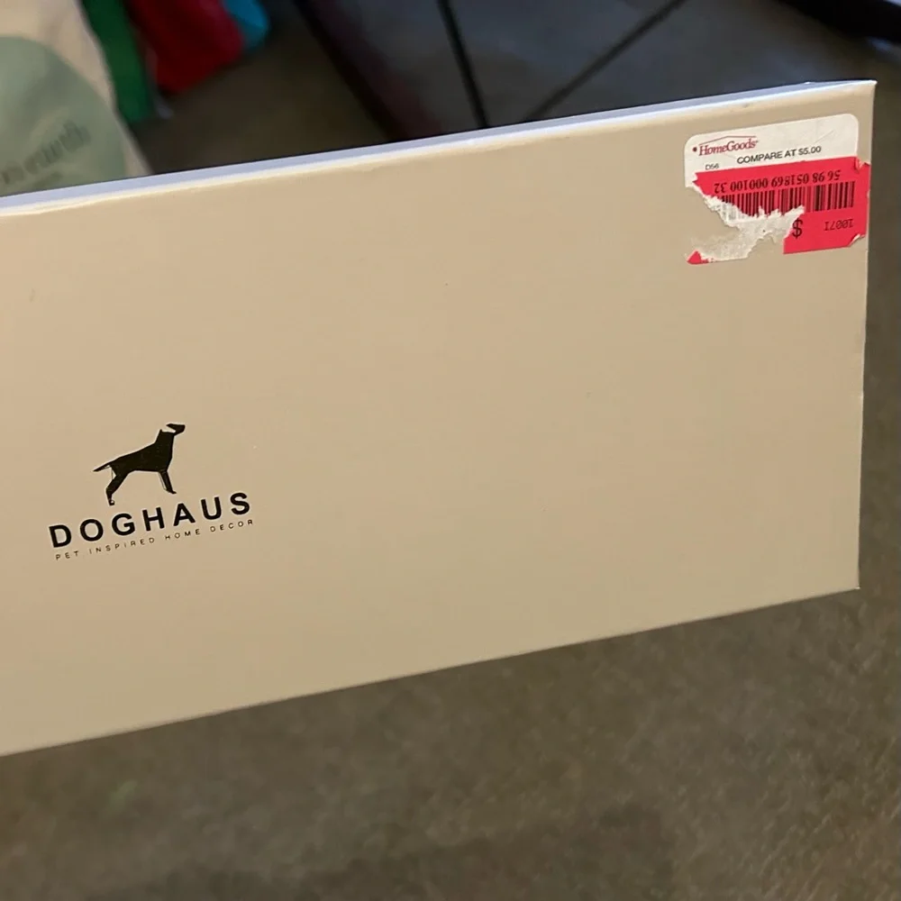 Doghaus red dog