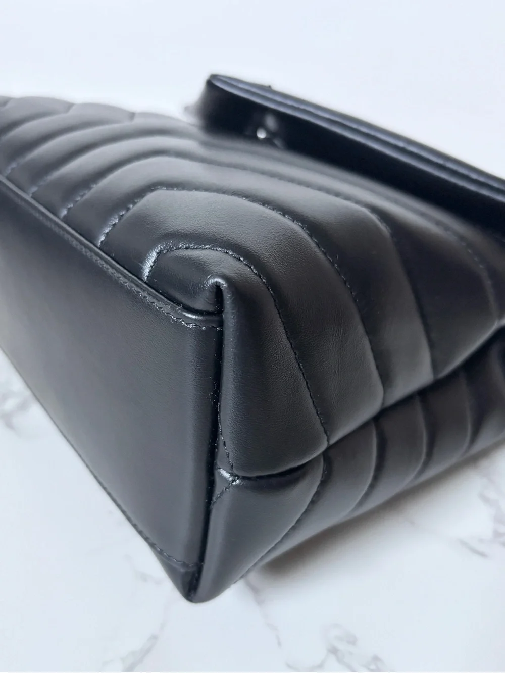 Saint Laurent authentic saint