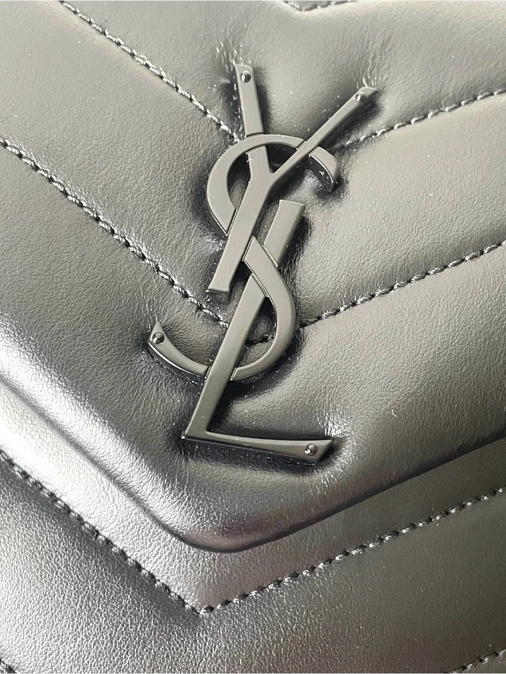 Saint Laurent authentic saint