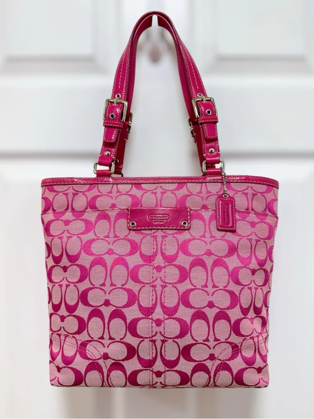 Coach Gallery Tote Bag Signature Pink Jacquard Hot Pink Leather‎ NWOT