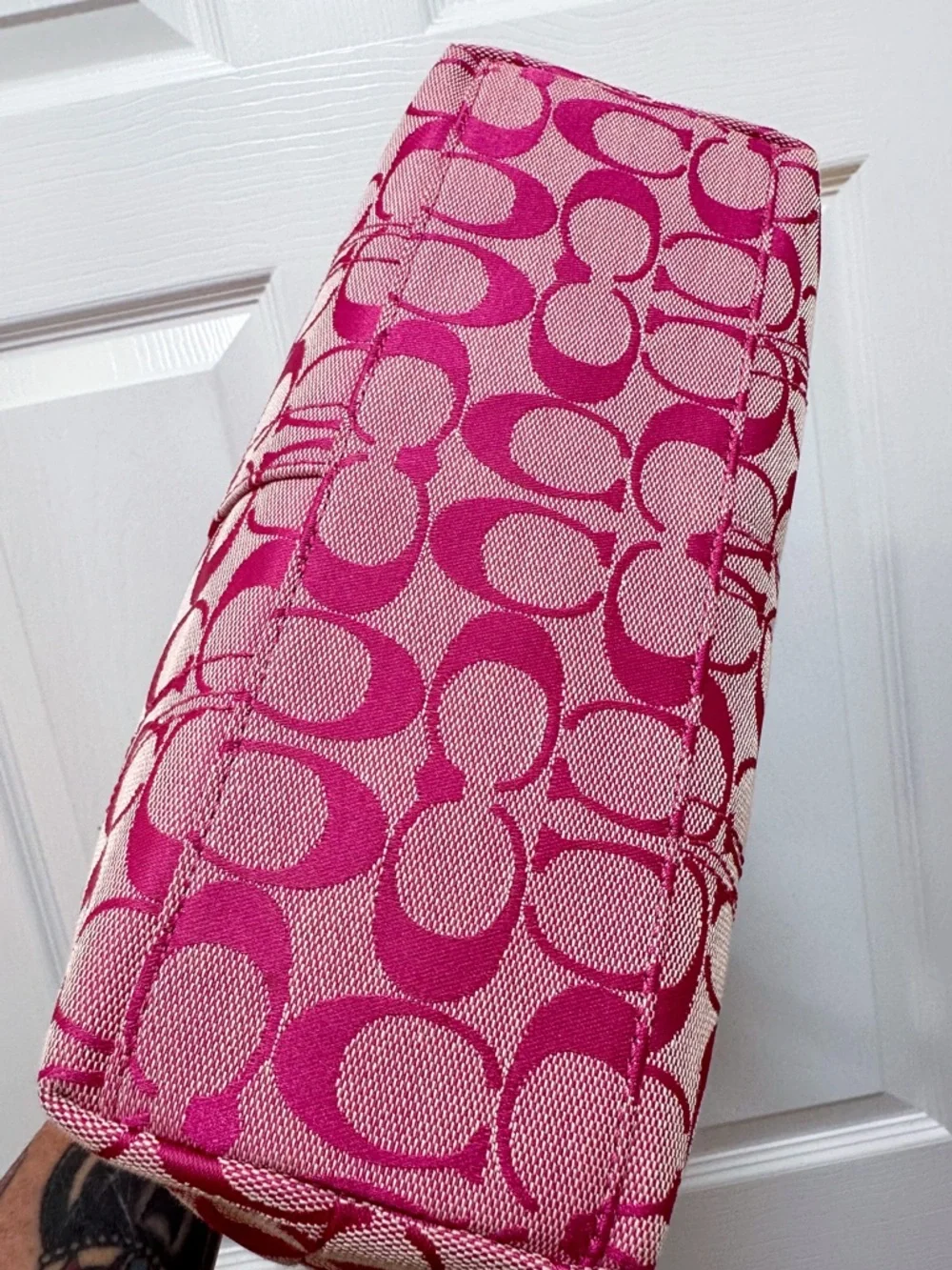 Coach Gallery Tote Bag Signature Pink Jacquard Hot Pink Leather‎ NWOT