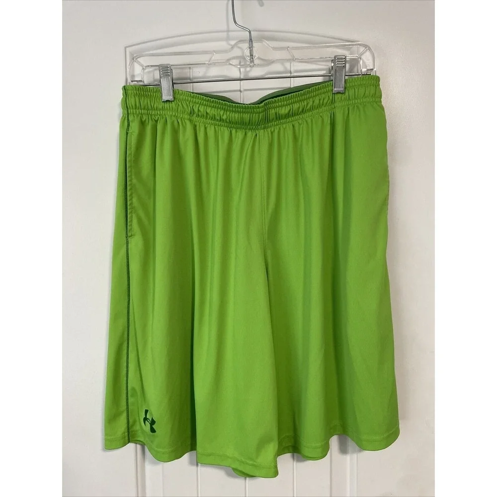 UNDER ARMOUR - ATHLETIC / BASKETBALL SHORTS - MEN'S LARGE (LOOSE) - GREEN