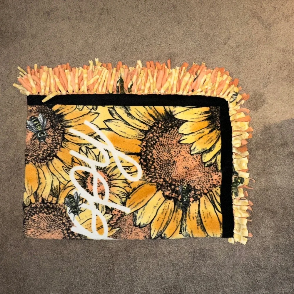 Homemade eye catching