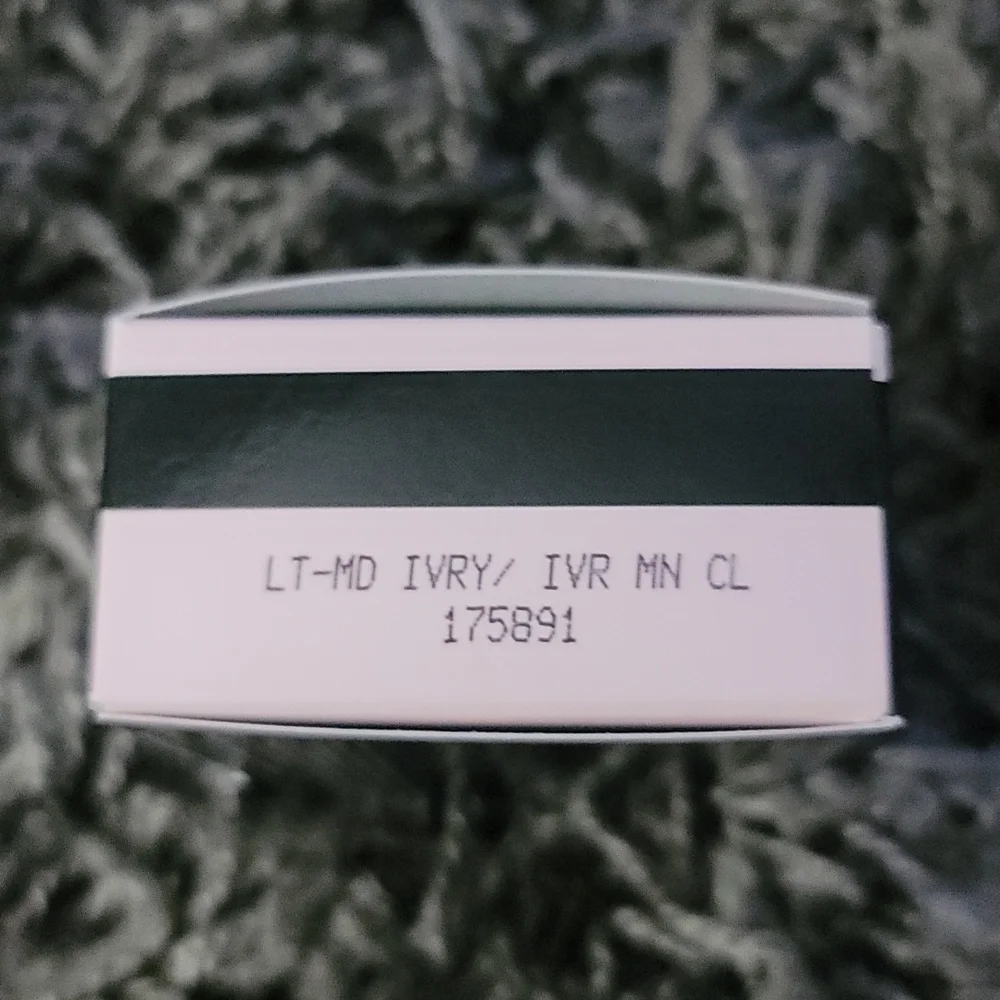 Mary Kay •brand new