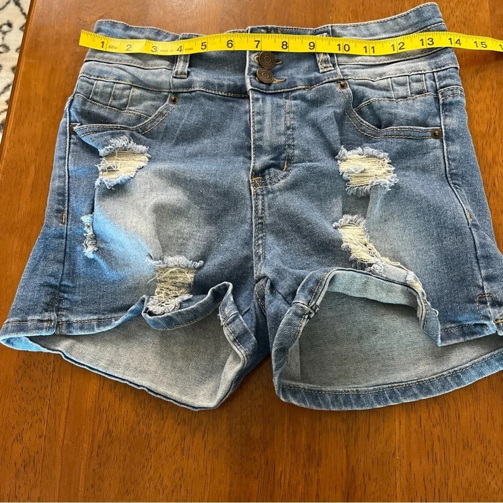Vince stylish distressed