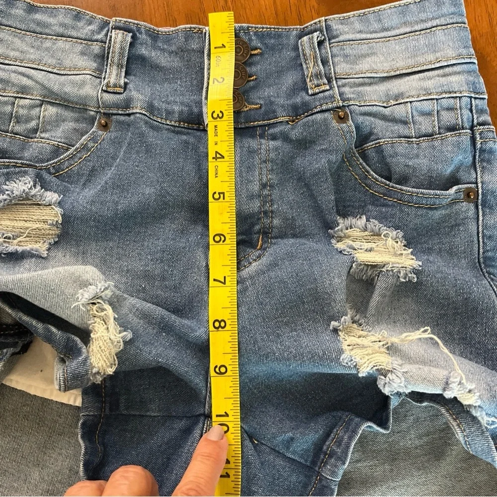 Vince stylish distressed