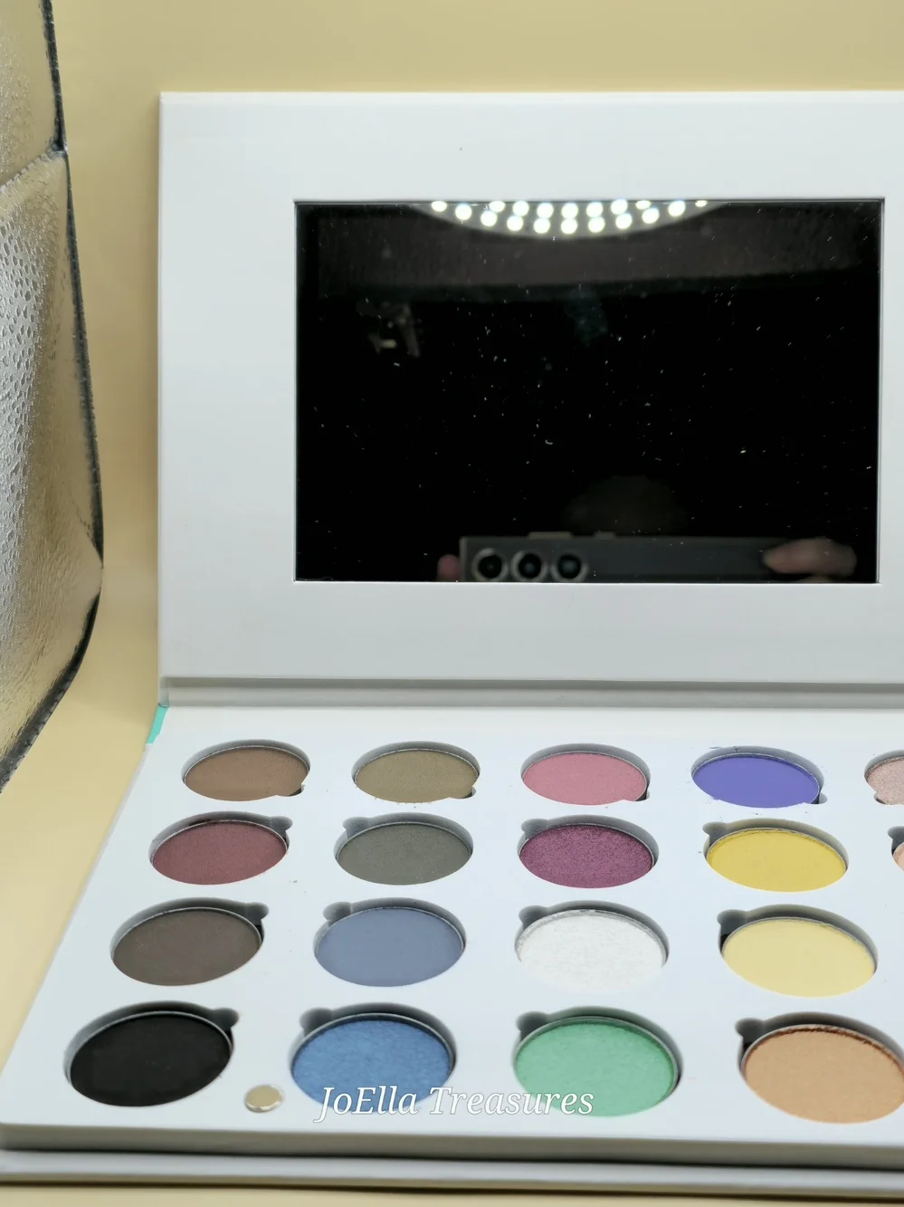 Eyeshadow Palette - Multi Color