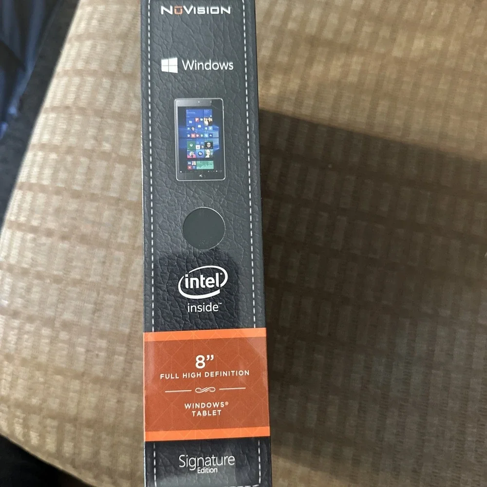 NuVision TM800W610L Tablet 8
