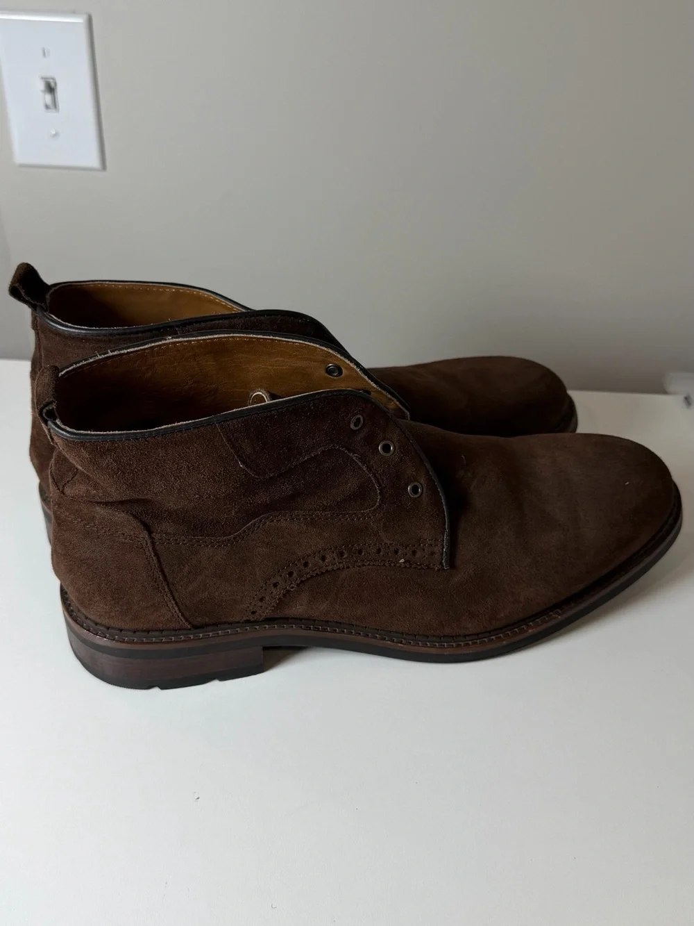 Johnston & Murphy classic chukka
