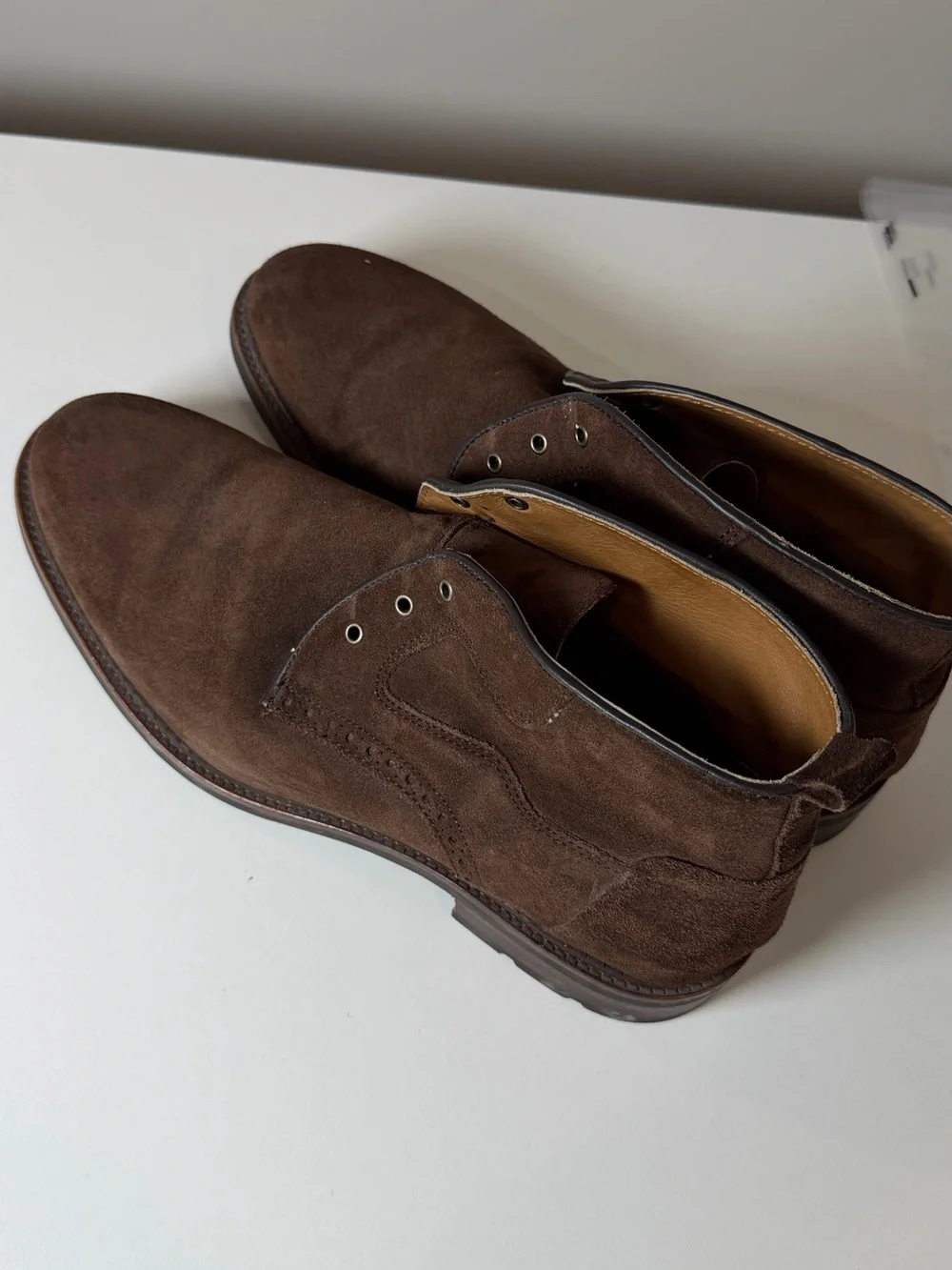Johnston & Murphy classic chukka
