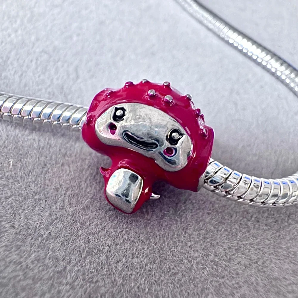 Pandora red mushroom