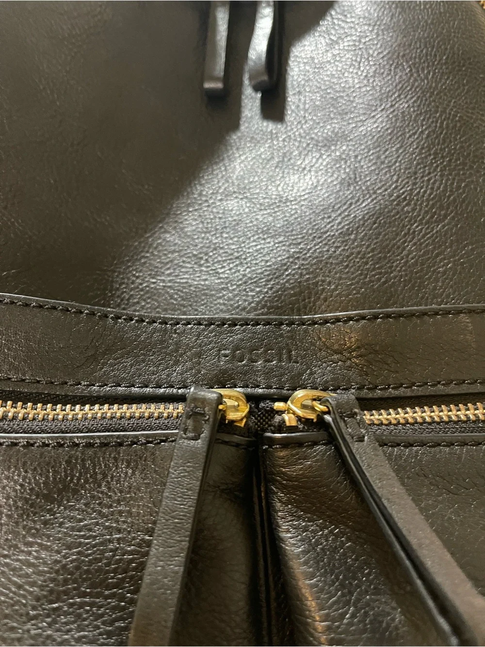 Fossil has pockets easy