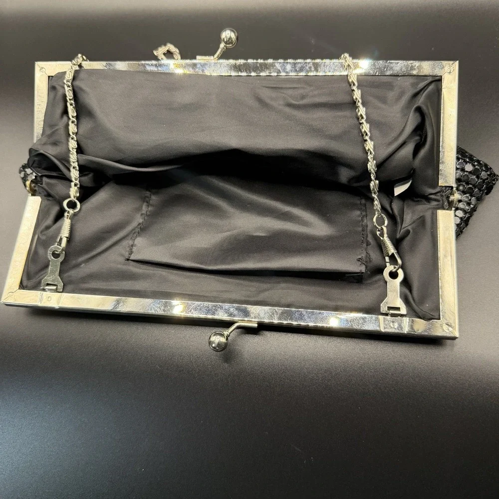 The Unbranded Brand vintage black