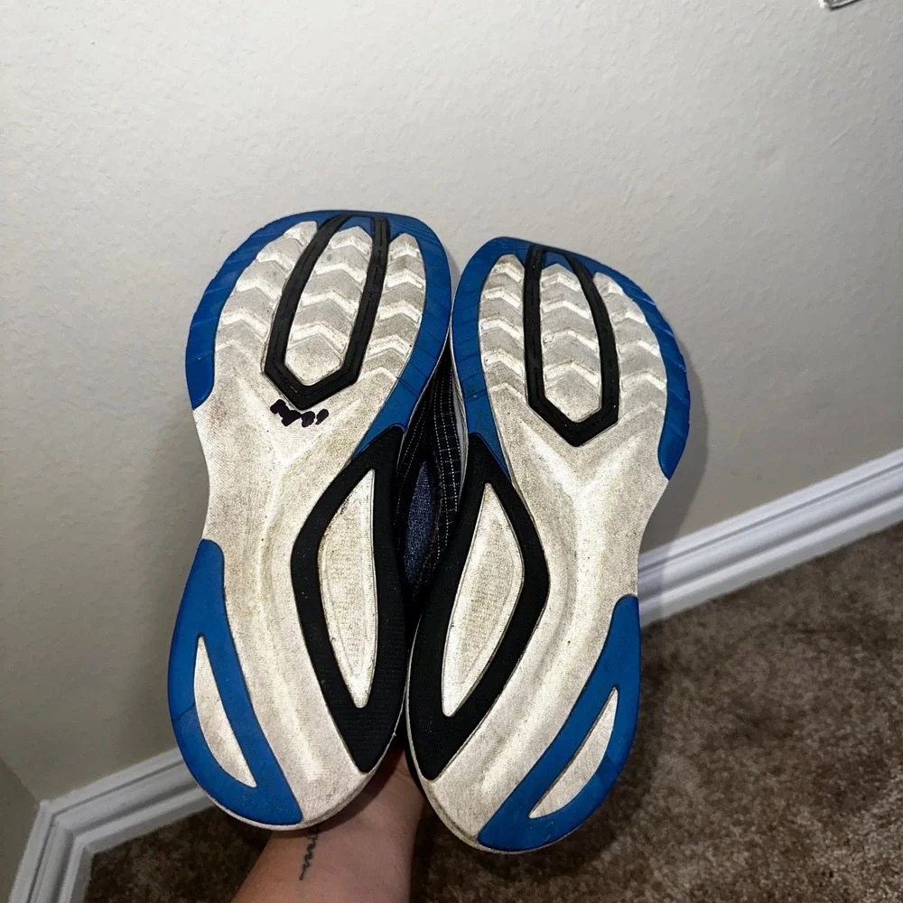 Saucony endorphin shift