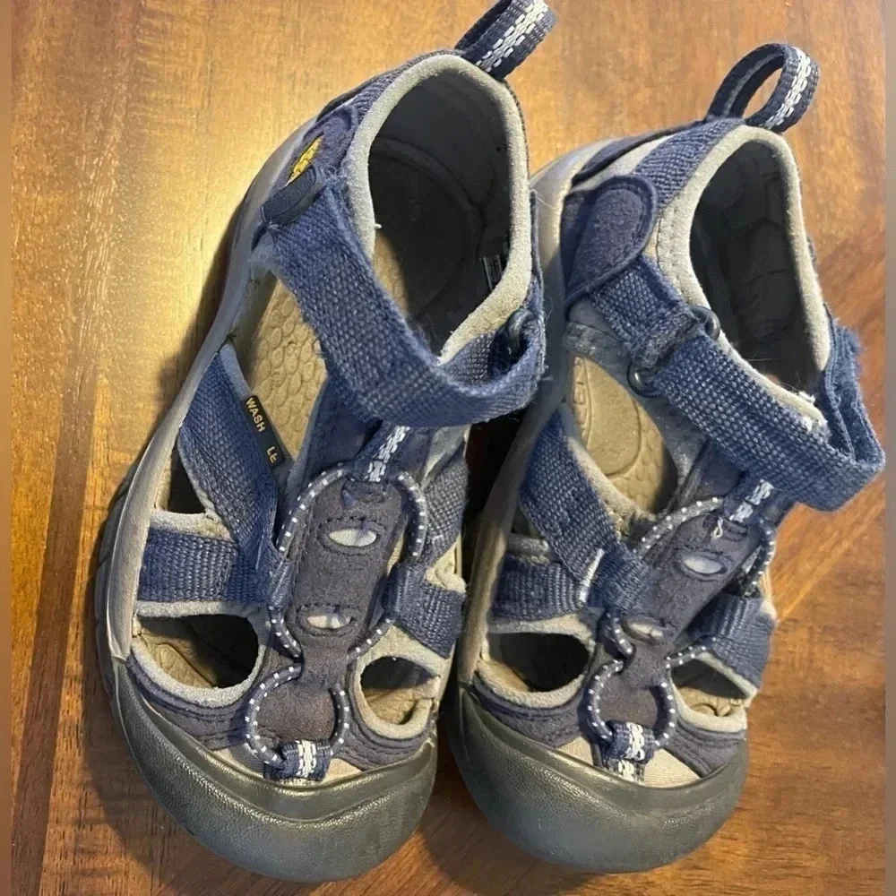 Keen unisex child