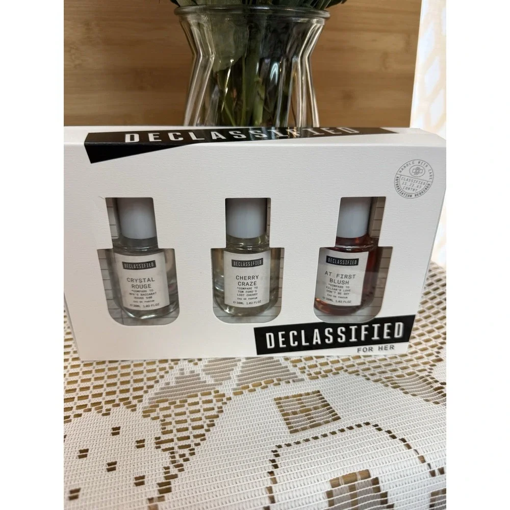 Declassified raze fragrance
