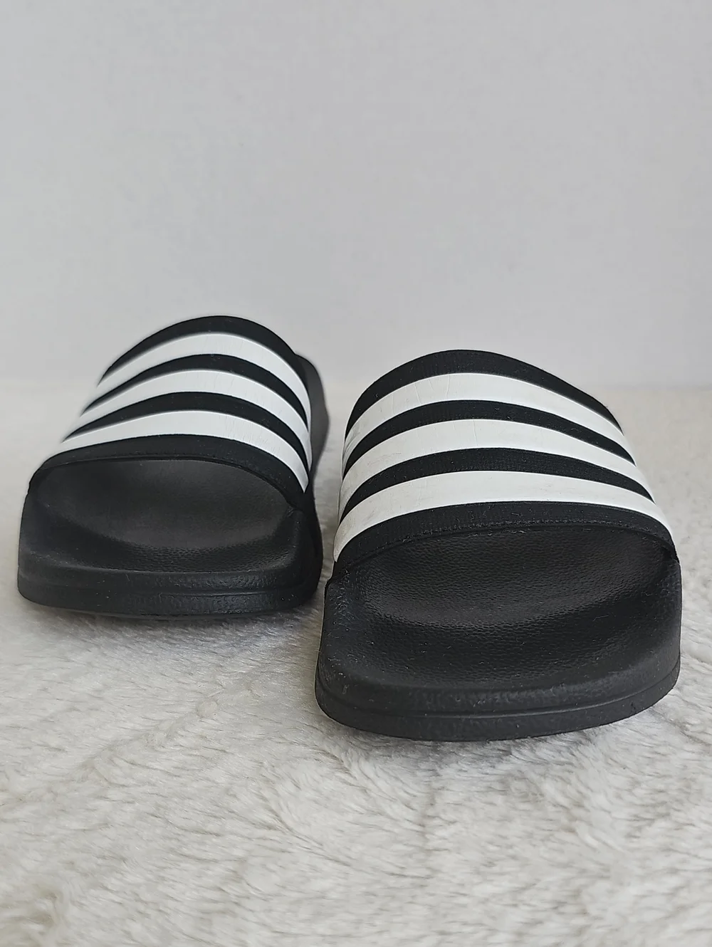 ​adidas Classic 3-Stripe Slide Sandals Black White NWOT Men's Sz (6)  M