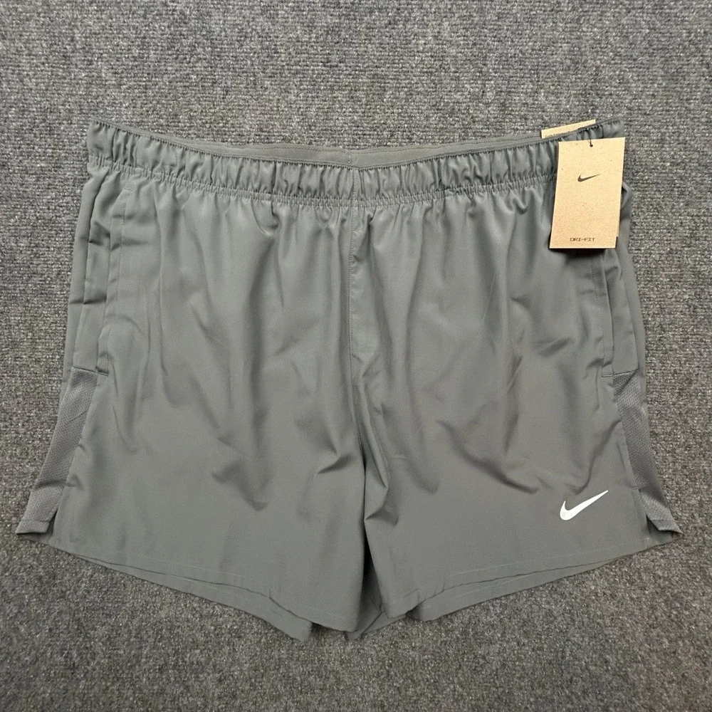 Nike Challenger Shorts Mens XXL Grey 5