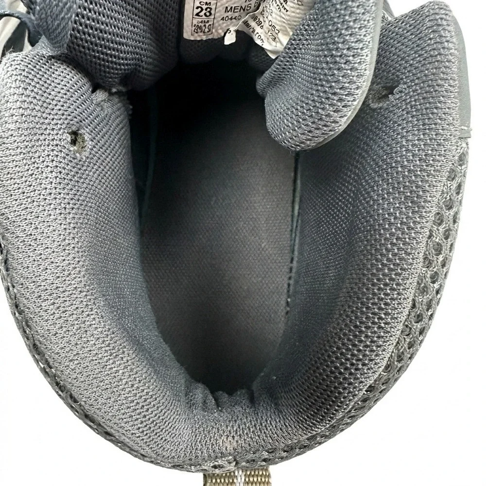 Columbia techlite hiking