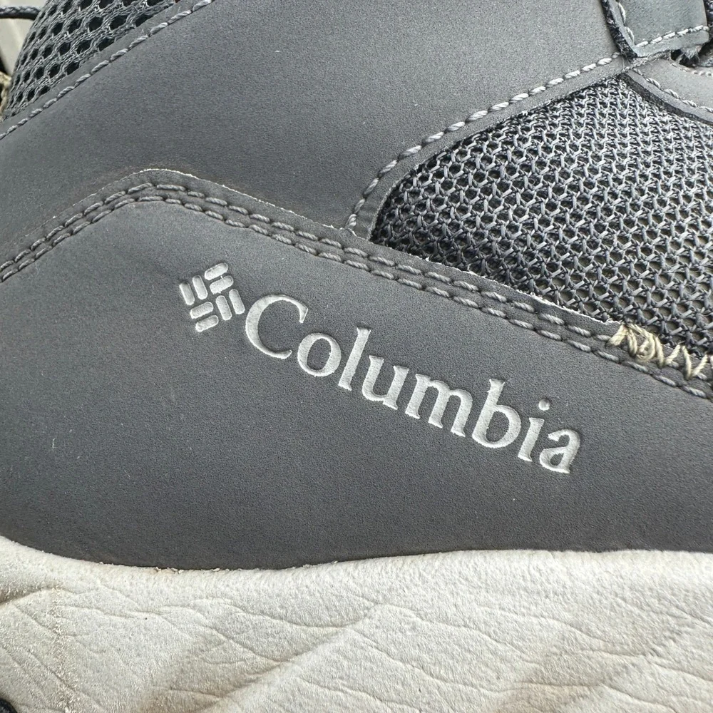 Columbia techlite hiking