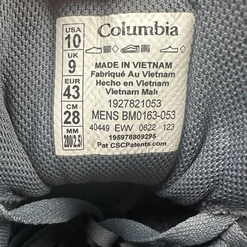 Columbia techlite hiking