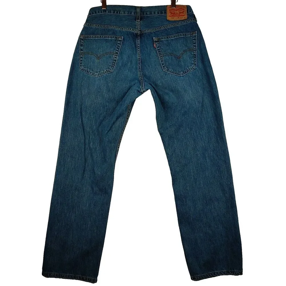 Levis levis 559