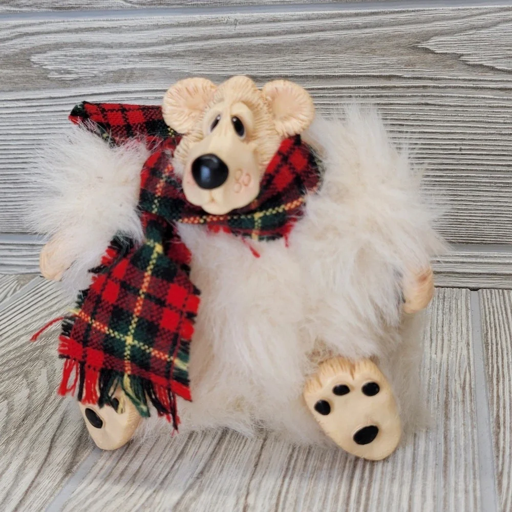 Avalanche Russ Berrie Polar‎ Bear Plush Scarf Christmas Snowball Snow Puff Dog