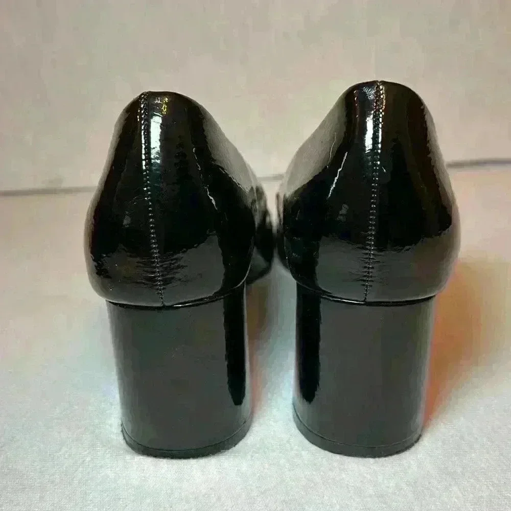 Jones New York these pointed
